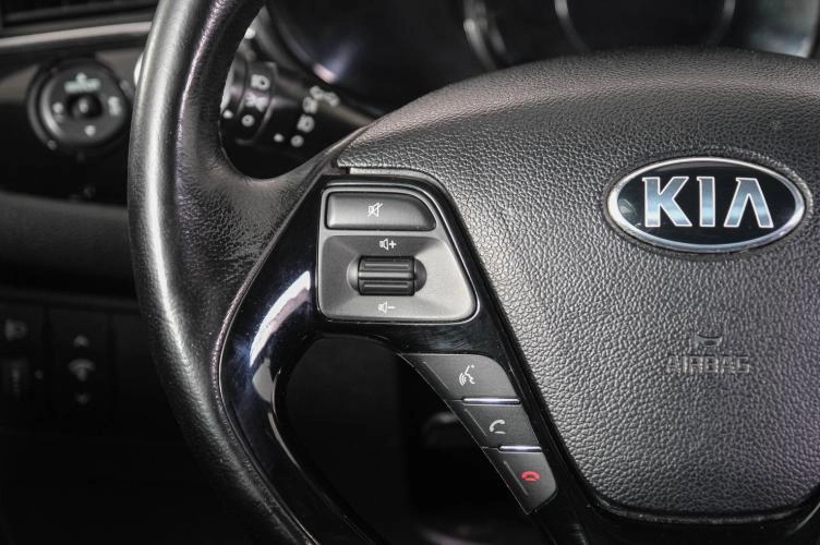 KIA cee'd 16 из 22