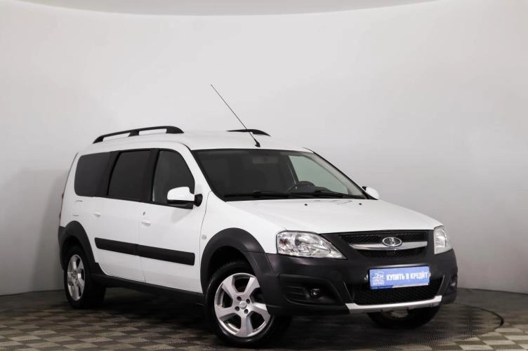 ВАЗ (LADA) Largus Cross 1 из 6