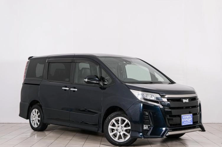 Toyota Noah 1 из 6