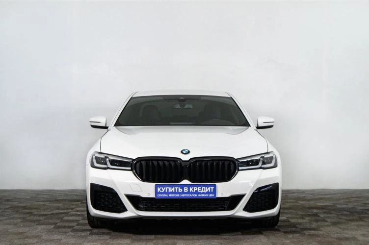 BMW 5 серия 2 из 6
