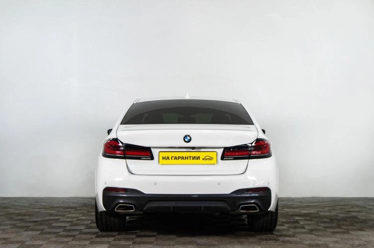 BMW 5 серия 5 из 6