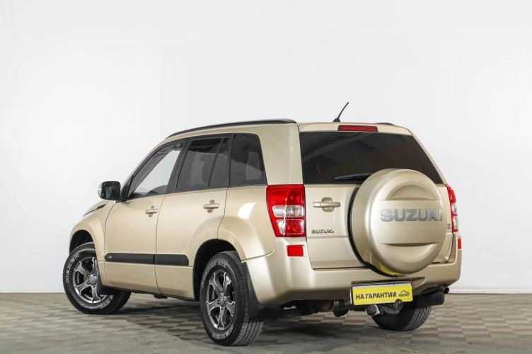 Suzuki Grand Vitara 4 из 6