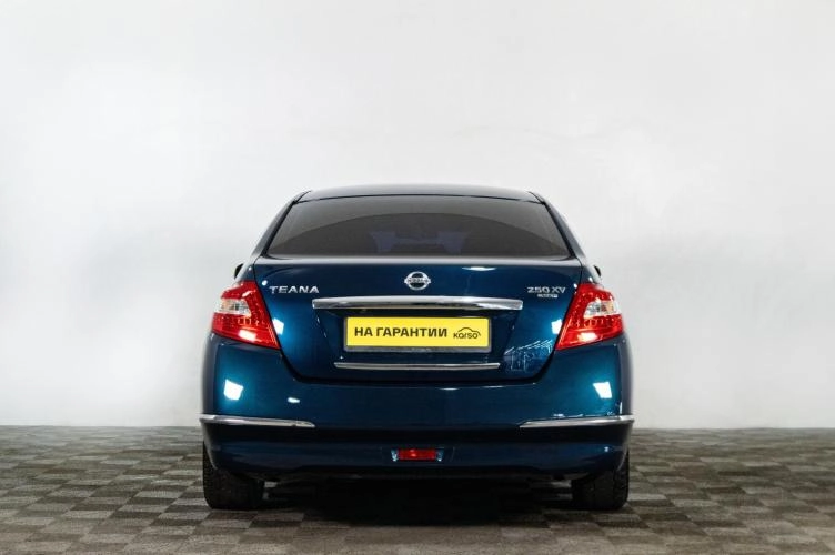 Nissan Teana 5 из 6