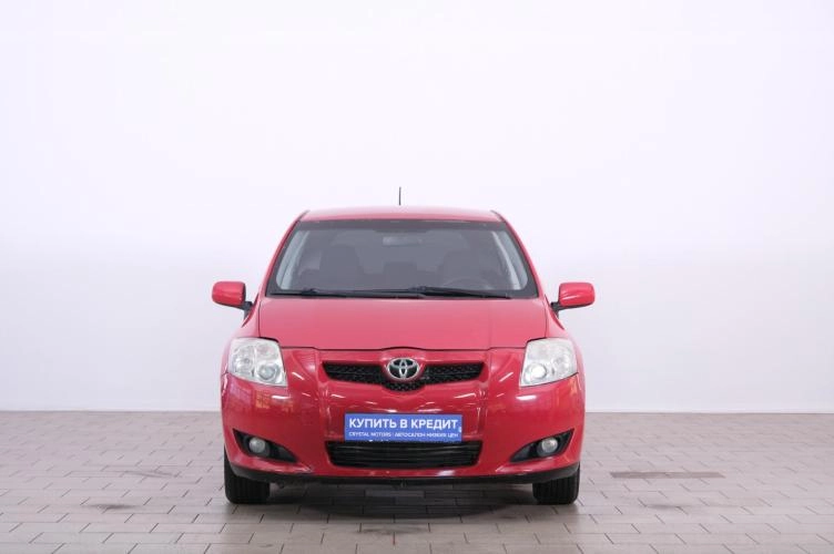 Toyota Auris 2 из 6