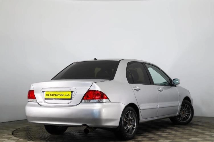 Mitsubishi Lancer 4 из 6