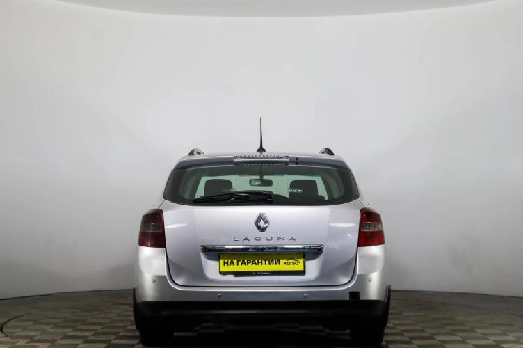 Renault Laguna 5 из 6