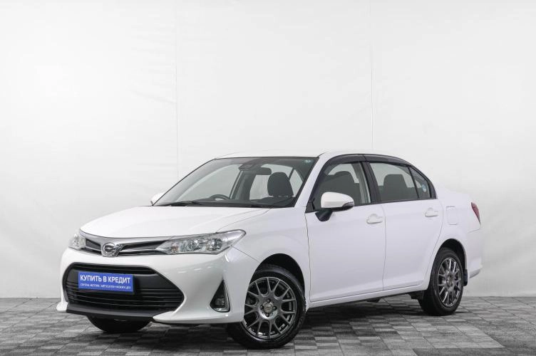 Toyota Corolla Axio 3 из 6