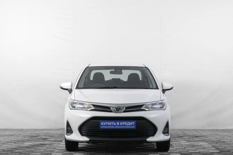 Toyota Corolla Axio 2 из 6