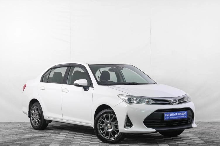 Toyota Corolla Axio 1 из 6