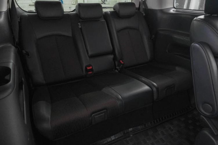 Nissan Elgrand 11 из 24