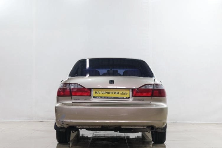Honda Accord 5 из 6