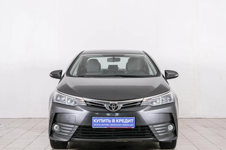Toyota Corolla 2 из 6