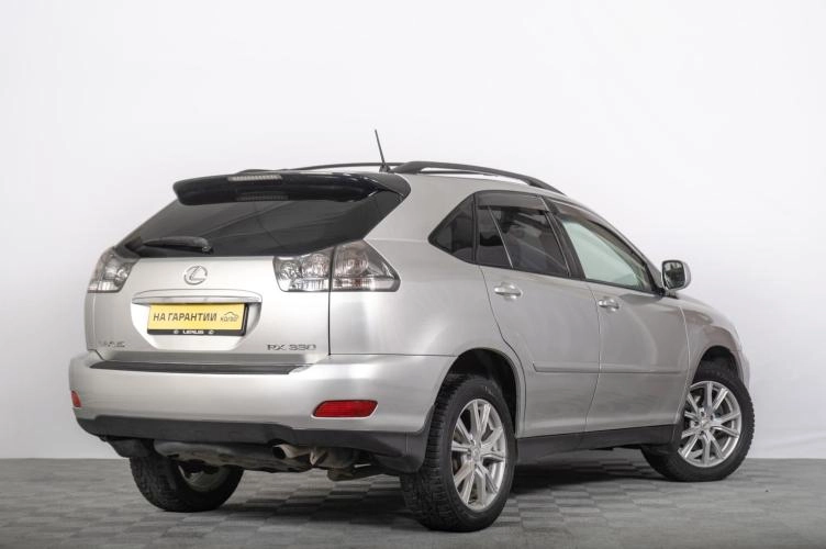 Lexus RX 6 из 6
