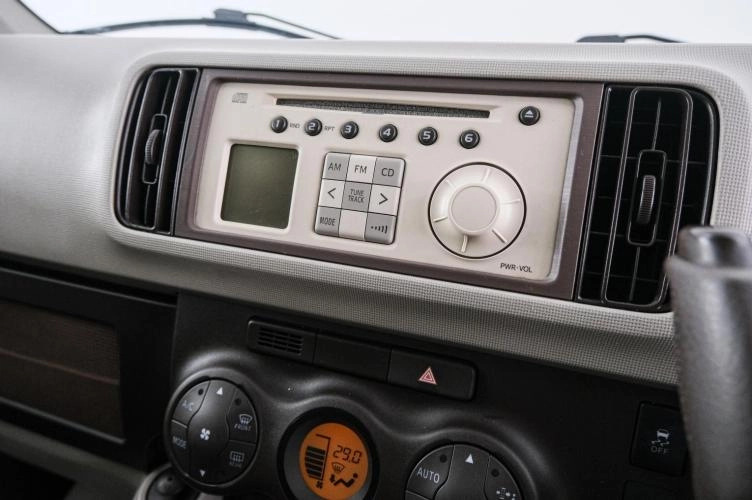 Toyota Passo 15 из 22