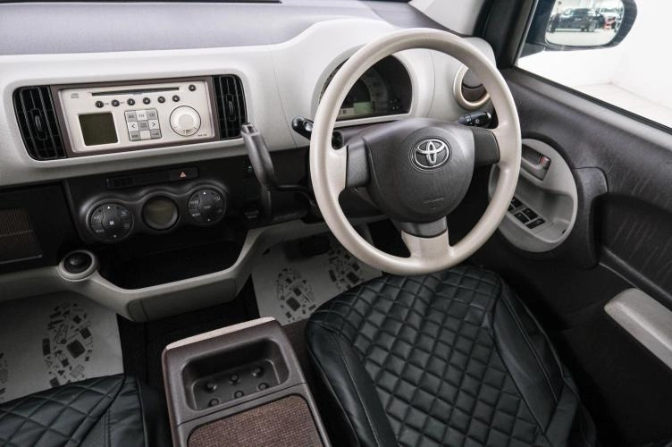 Toyota Passo 9 из 22