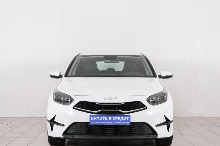 KIA cee'd 2 из 23