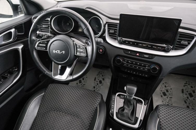KIA cee'd 9 из 23