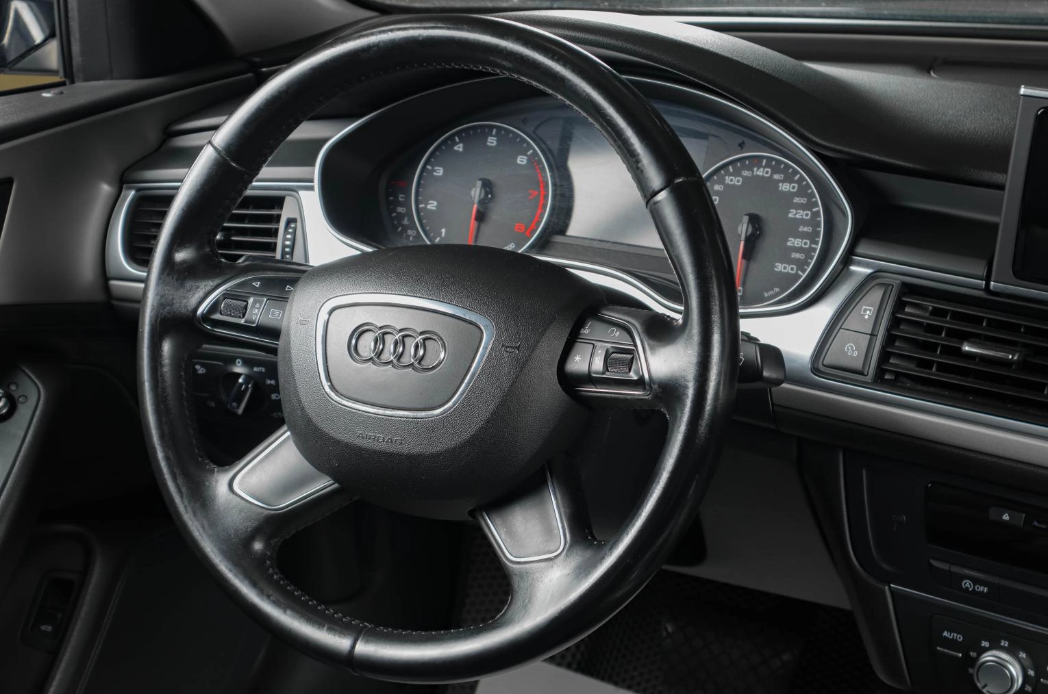 Audi A6 11 из 18