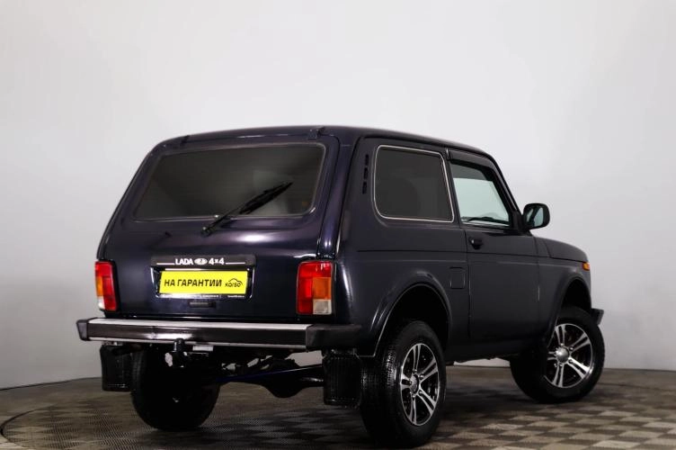ВАЗ (LADA) Niva 4 из 6