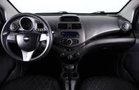 Chevrolet Spark 13 из 21