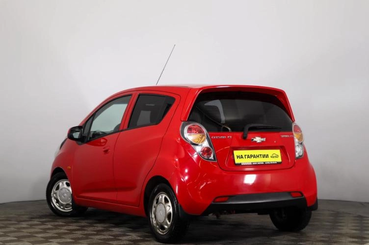 Chevrolet Spark 6 из 21