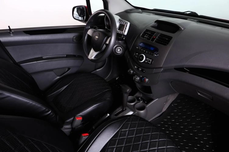 Chevrolet Spark 11 из 21