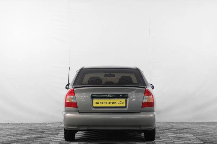 Hyundai Accent 5 из 6