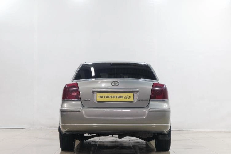 Toyota Avensis 5 из 6