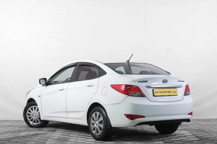 Hyundai Solaris 4 из 6