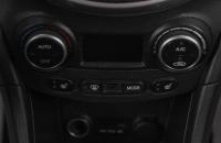 Hyundai Solaris 18 из 20