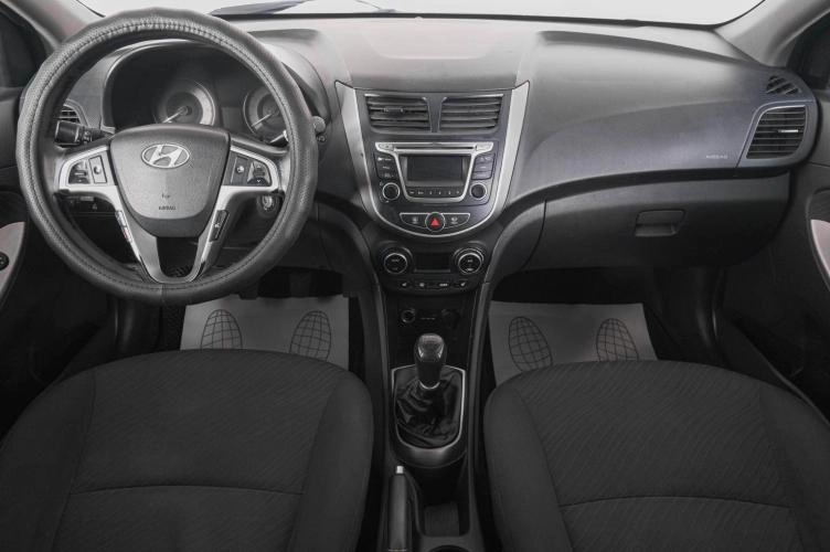 Hyundai Solaris 12 из 20