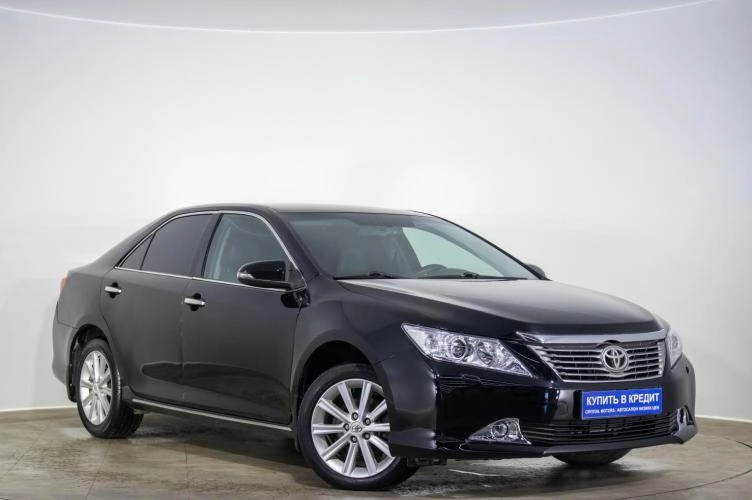 Toyota Camry 1 из 6