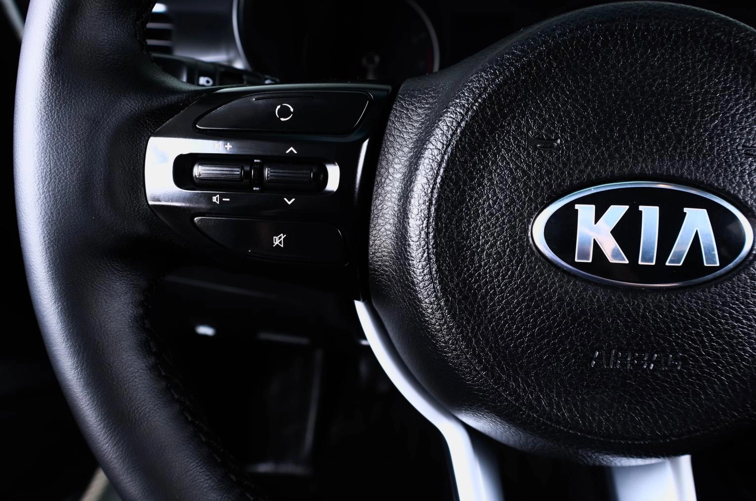 KIA Rio 16 из 24