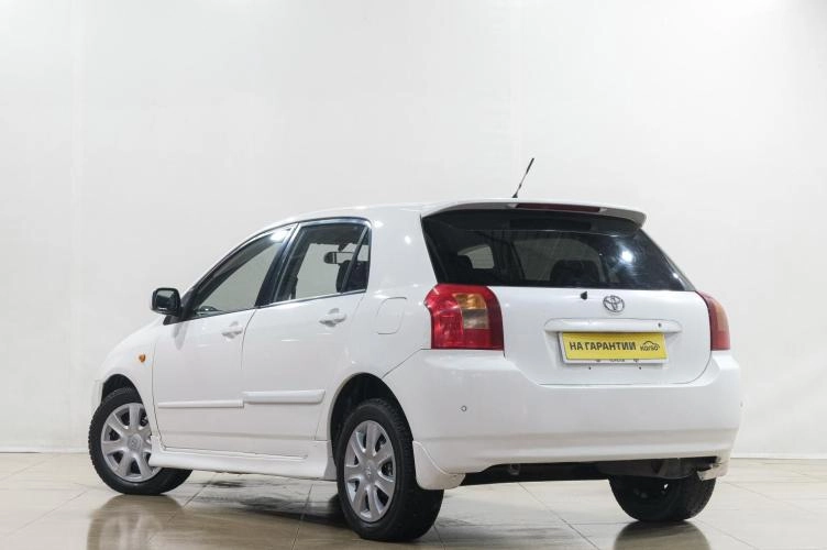 Toyota Corolla Runx 4 из 21