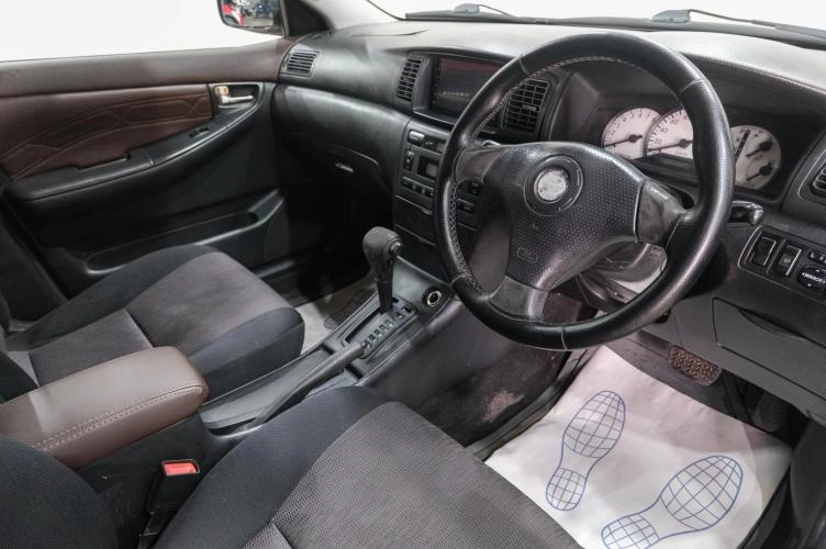 Toyota Corolla Runx 8 из 21