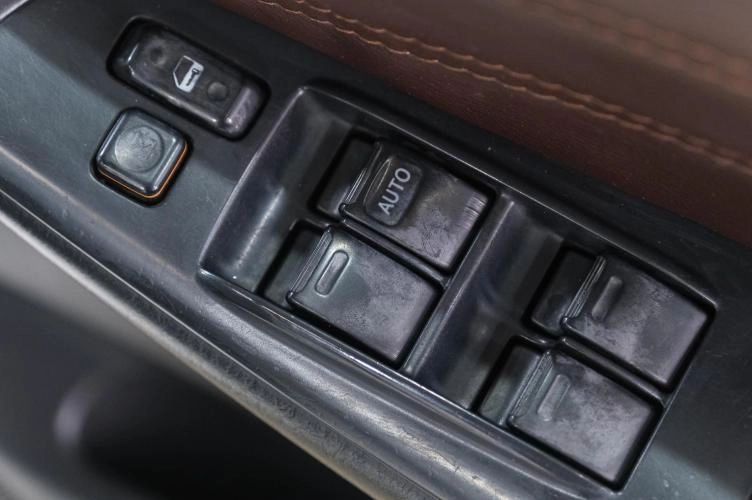 Toyota Corolla Runx 18 из 21