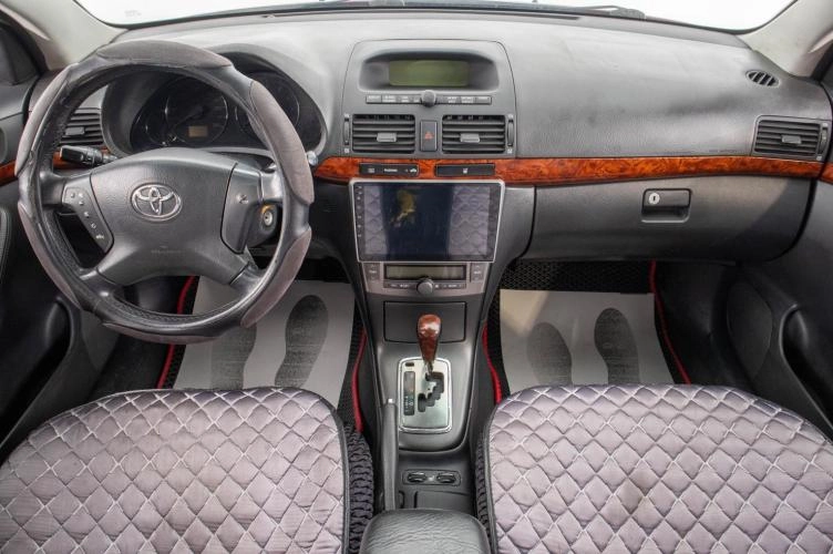 Toyota Avensis 9 из 25