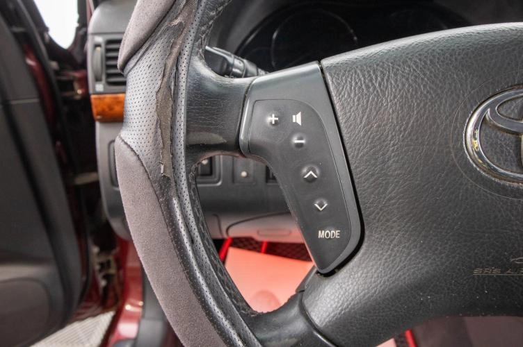 Toyota Avensis 14 из 25