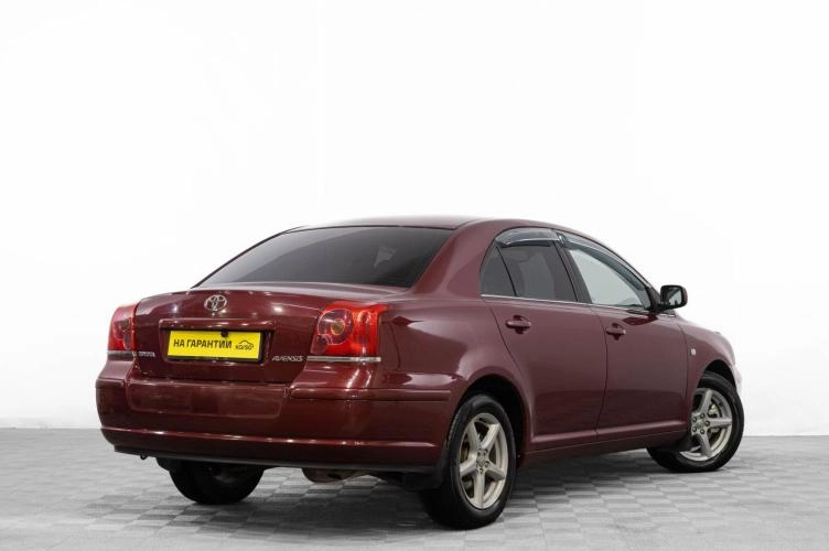 Toyota Avensis 4 из 25