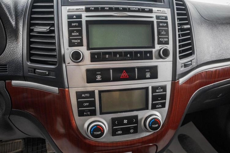 Hyundai Santa Fe 17 из 25