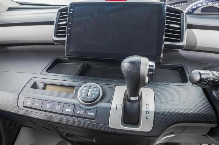 Honda Freed 17 из 24