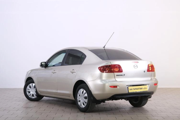 Mazda 3 4 из 6