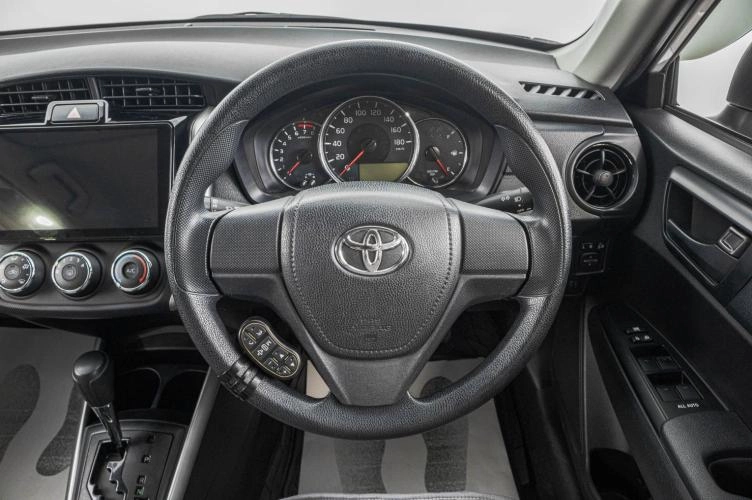 Toyota Corolla Fielder 13 из 22