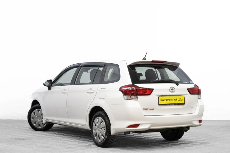 Toyota Corolla Fielder 6 из 22