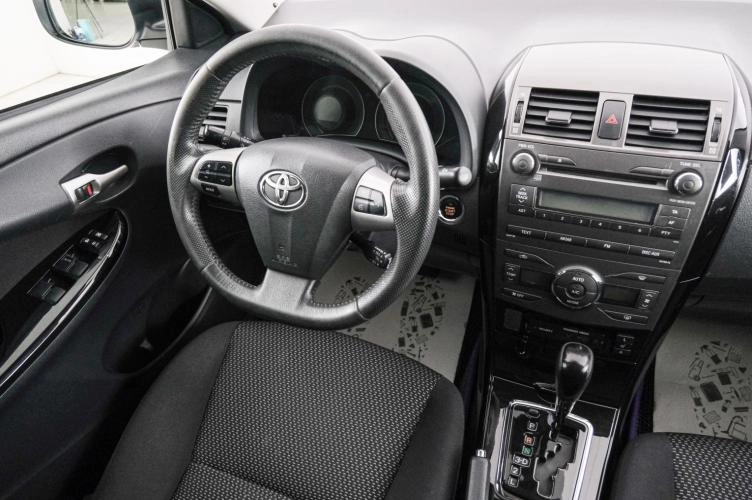 Toyota Corolla 9 из 22