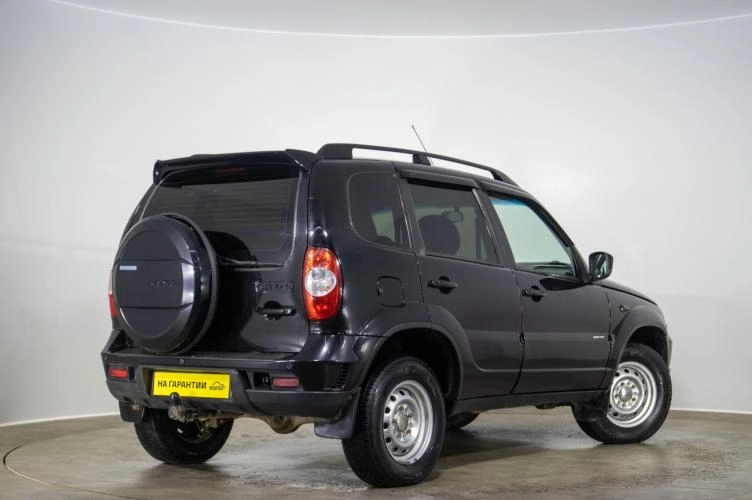 Chevrolet Niva 4 из 6