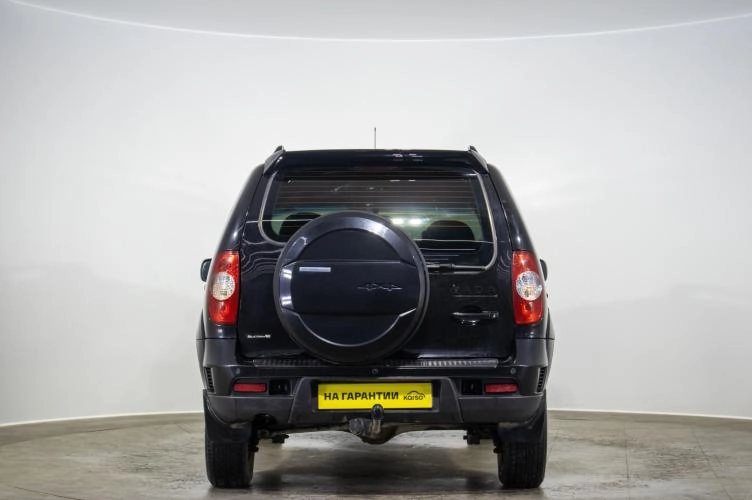 Chevrolet Niva 5 из 6
