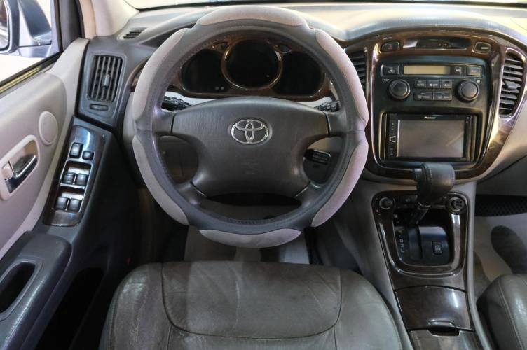 Toyota Highlander 12 из 22