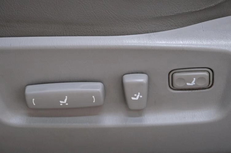 Toyota Highlander 10 из 22