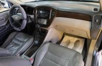 Toyota Highlander 18 из 22